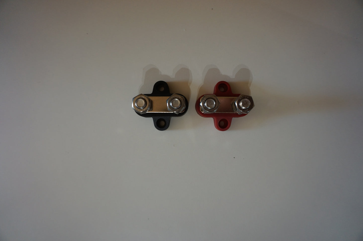 Dual Terminal Stud M8-linked set