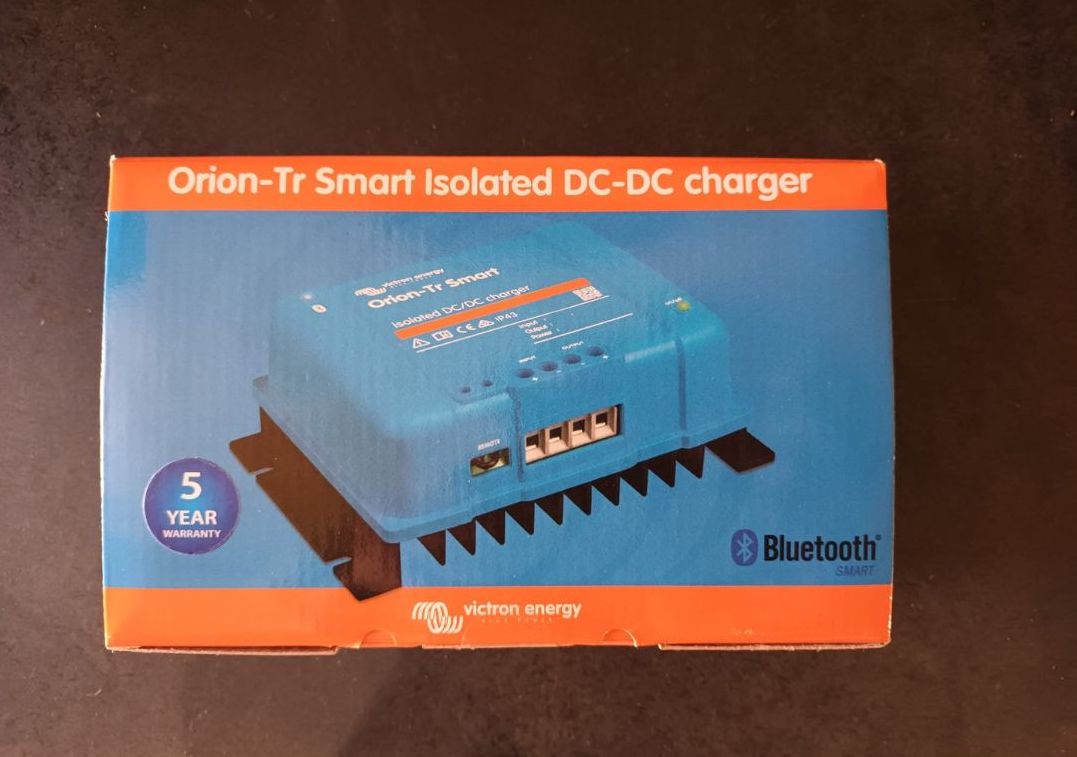 Orion-Tr Smart 12/12-18A (220W) Isolated DC-DC Charger