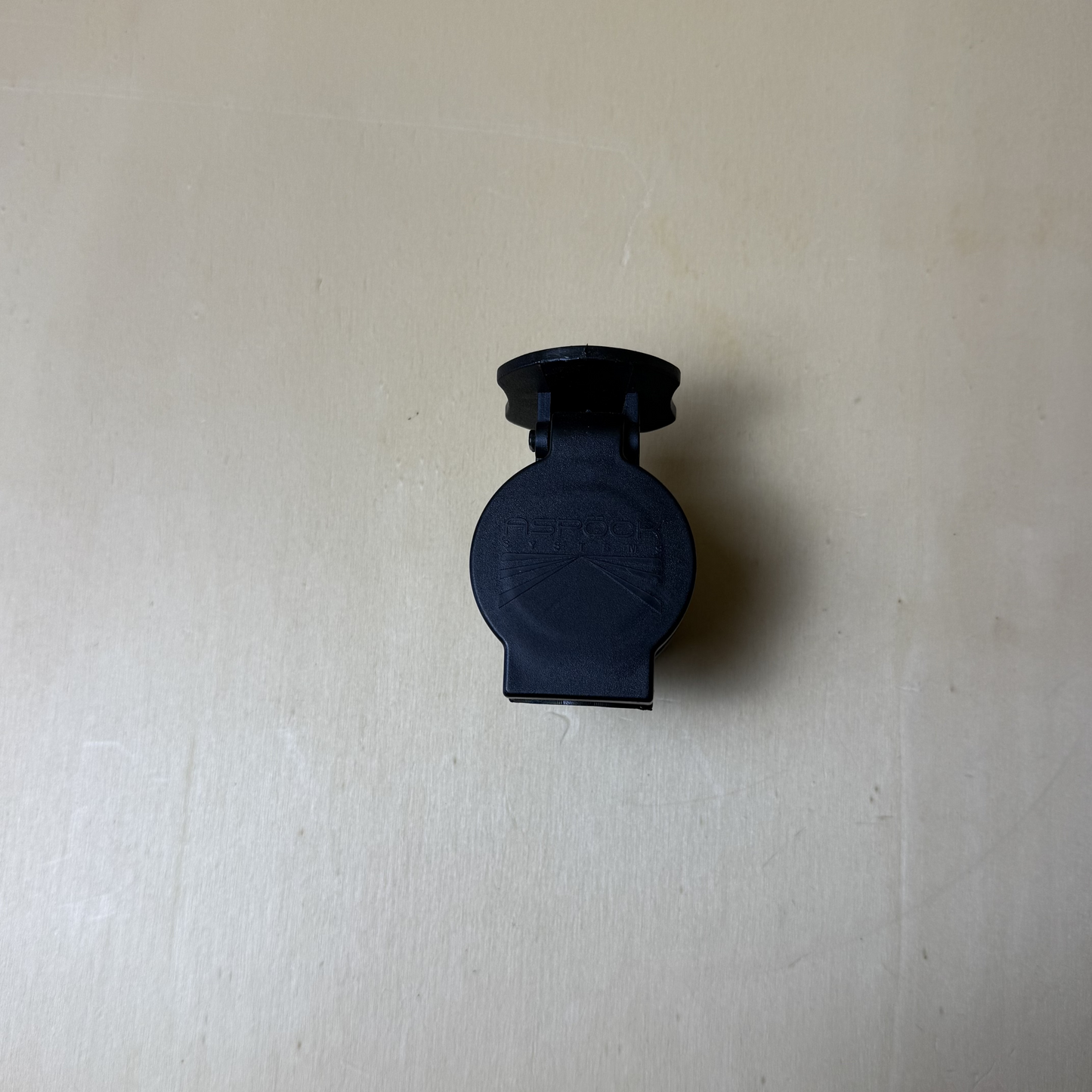 Adaptador de 13 para 7 pinos Aspöck