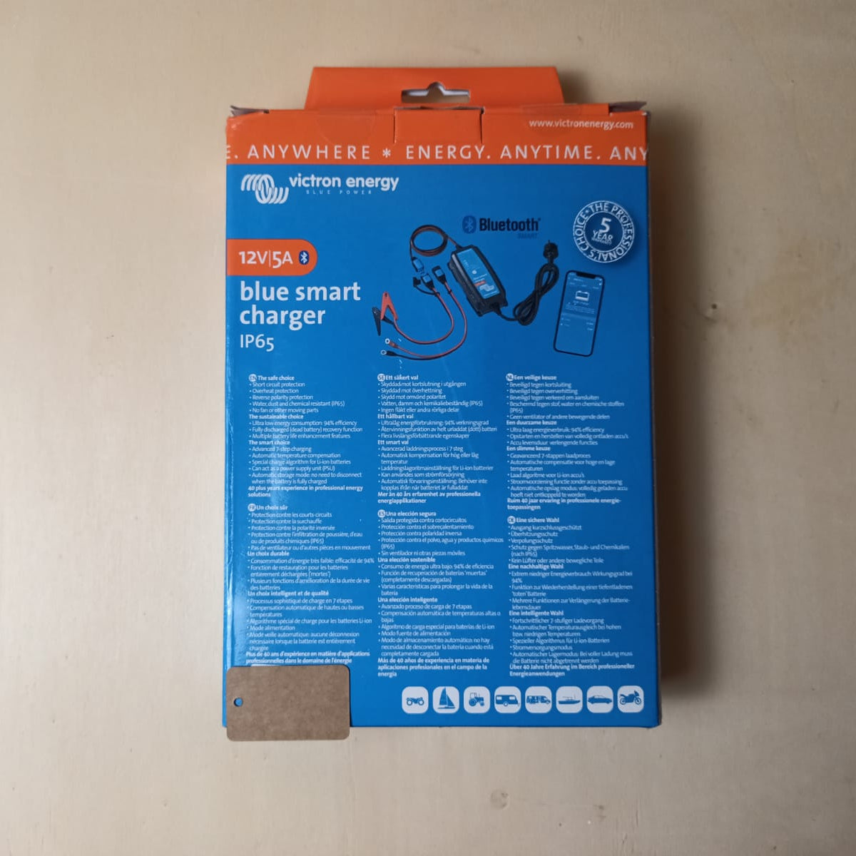 Blue Smart IP65s Charger 12/4 (1) 230V