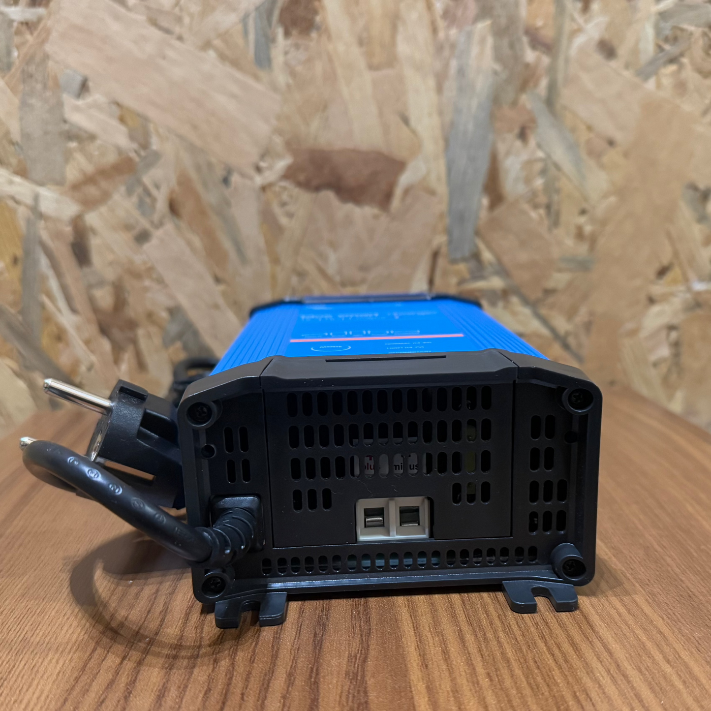 Victron Blue Smart Charger 12/15 